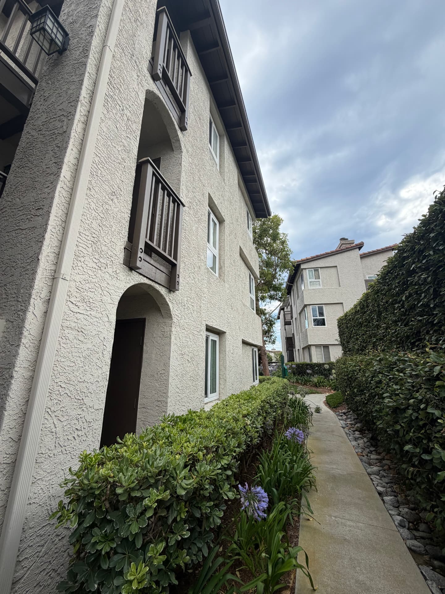 Balcony Railing & Walkway Upgrade in California, USA by CHRETE Home & Construction