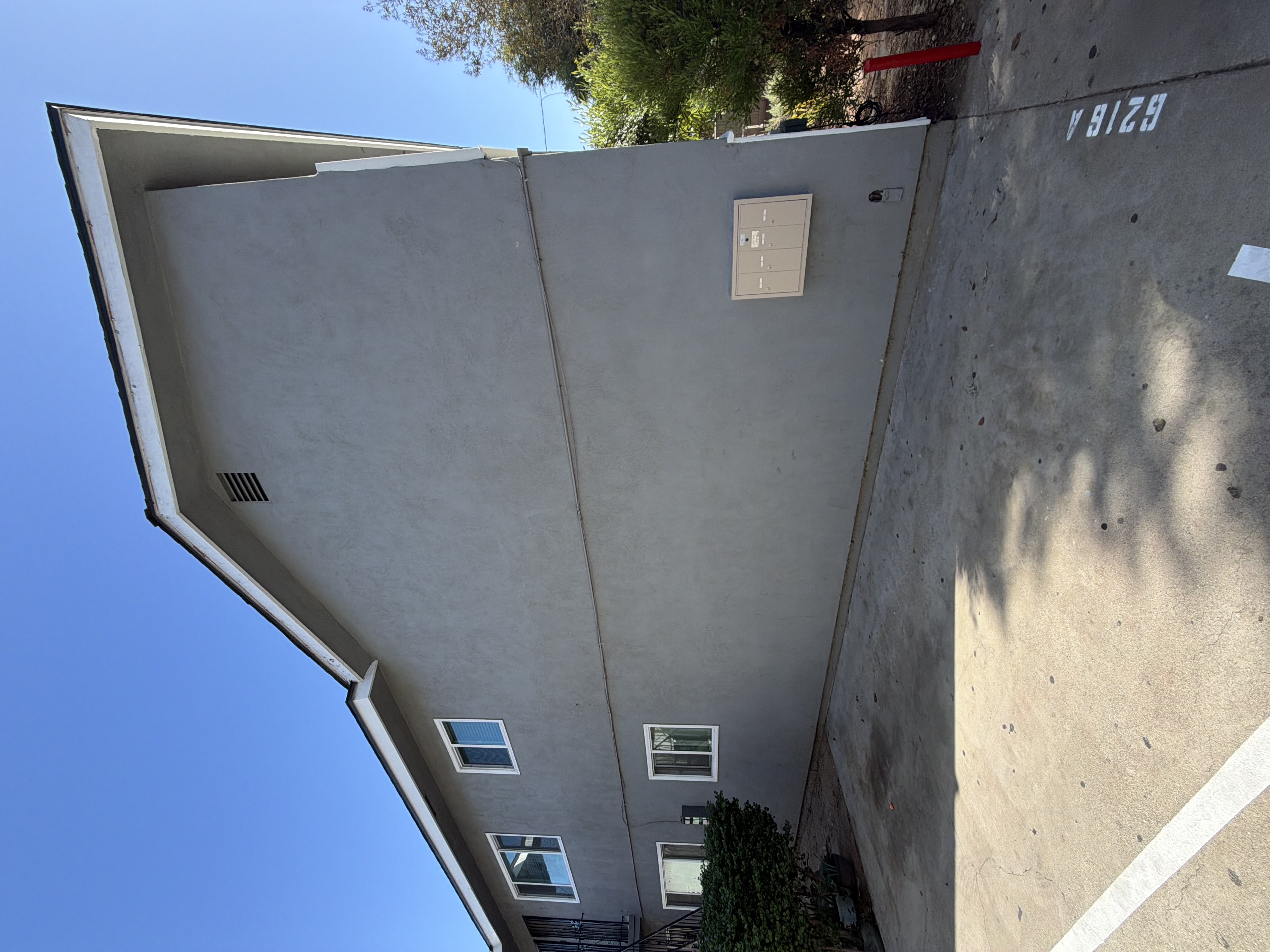 Huntington park photo 10 by CHRETE Home & Construction