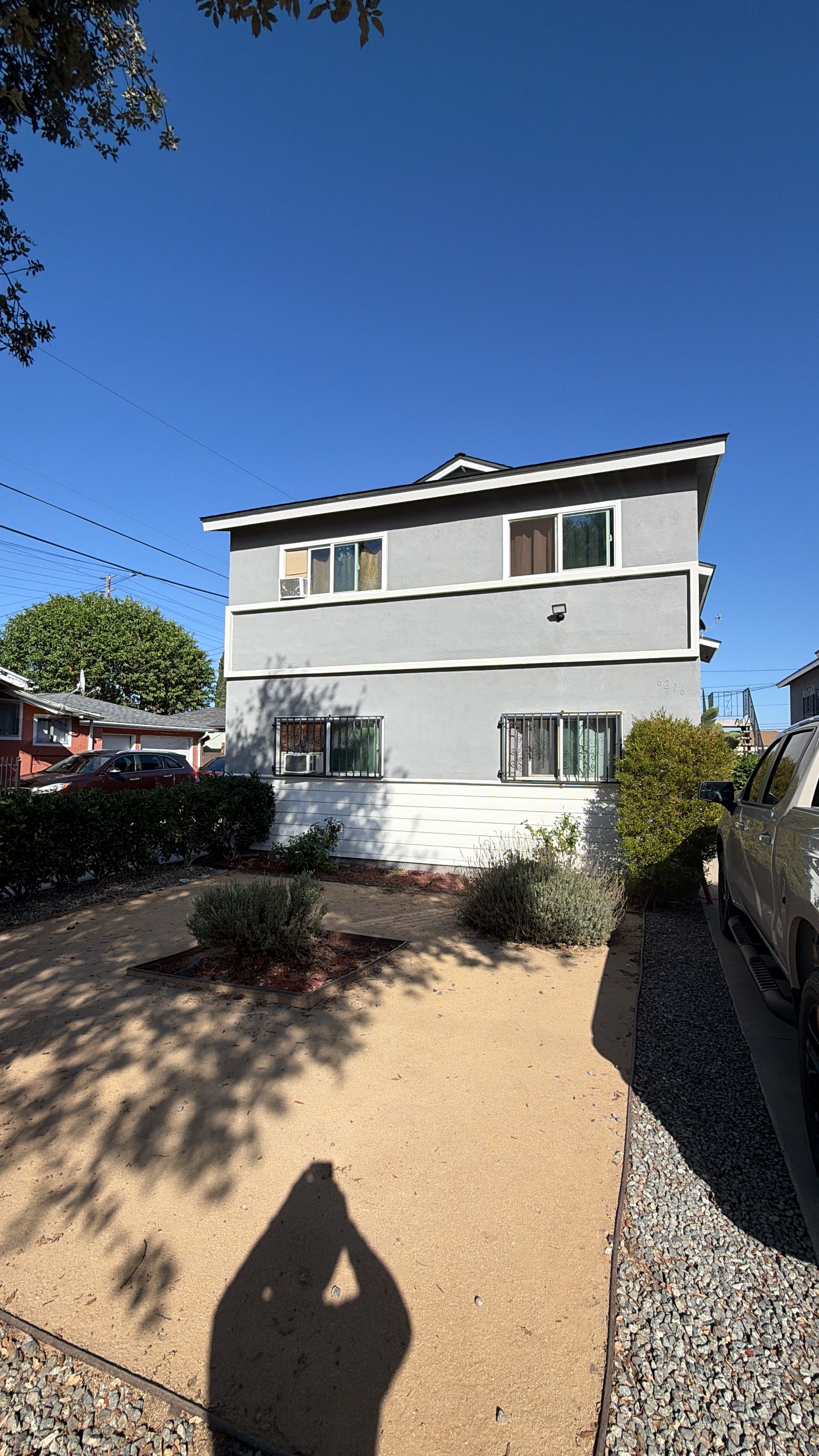 Huntington park photo 3 by CHRETE Home & Construction