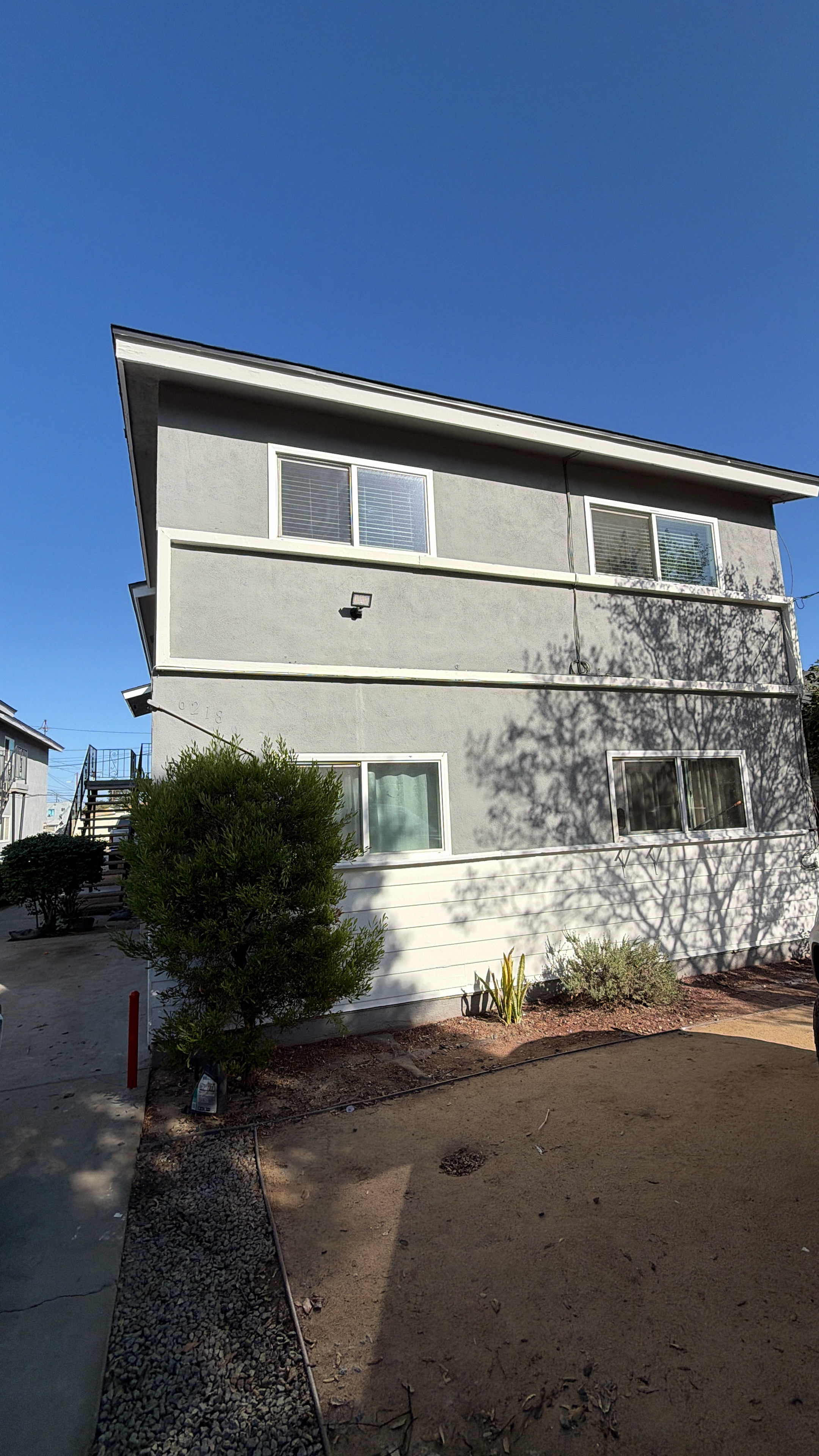 Huntington park photo 6 by CHRETE Home & Construction